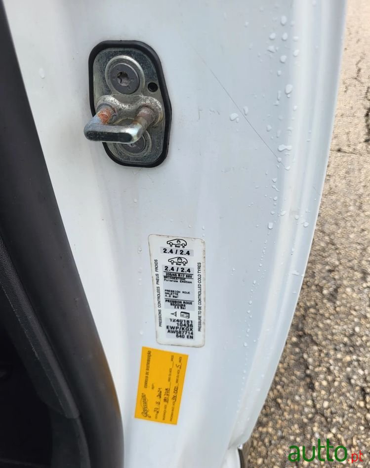 2011' Citroen DS3 photo #6