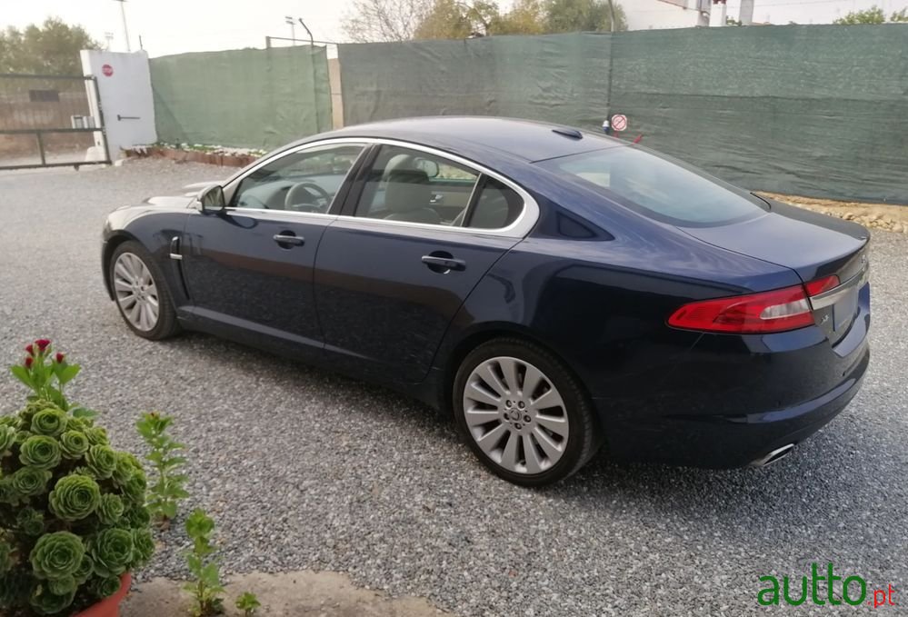2008' Jaguar XF photo #1