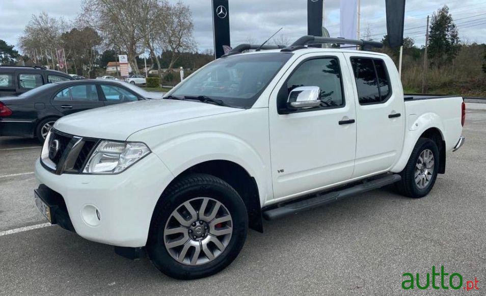 2010' Nissan Navara 3000 V6 photo #1