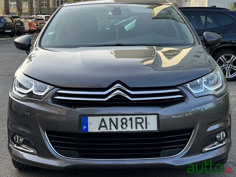 2017' Citroen C4 photo #4