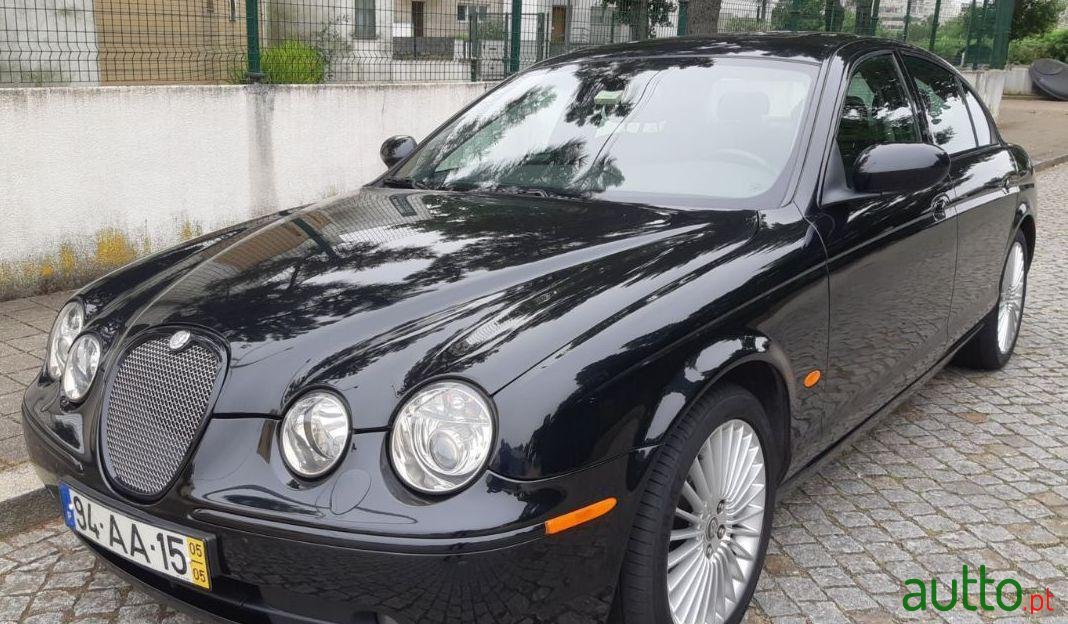 2005' Jaguar S-TYPE Sport photo #2