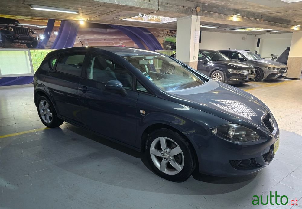 2009' SEAT Leon 1.4 Tsi Style photo #2