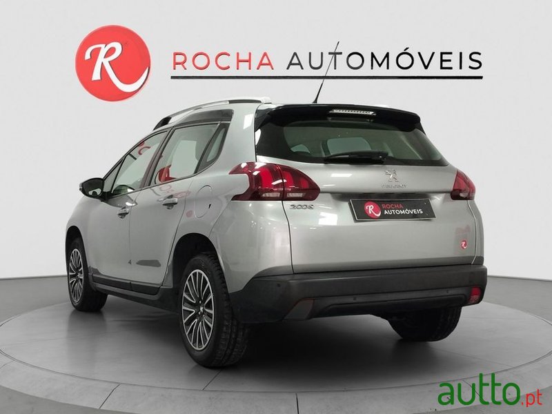 2017' Peugeot 2008 photo #5