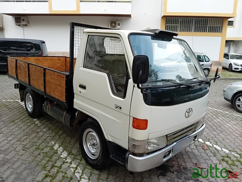 2000' Toyota Dyna photo #1
