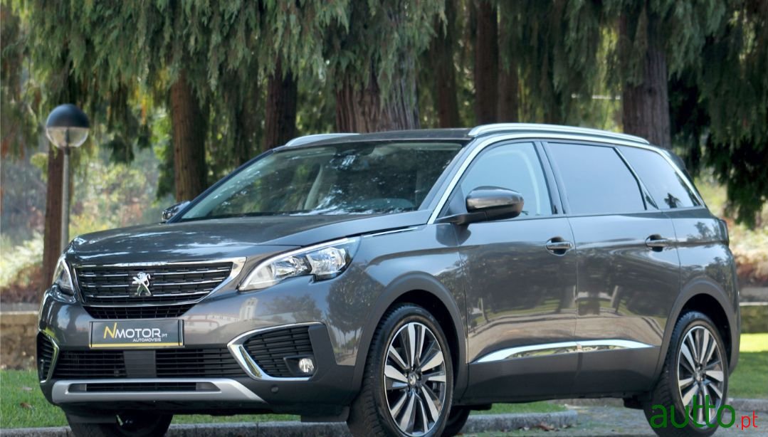 2018' Peugeot 5008 photo #1