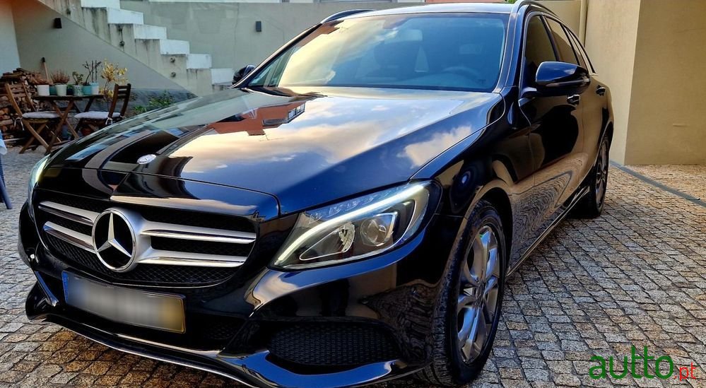 2016' Mercedes-Benz Classe C photo #2