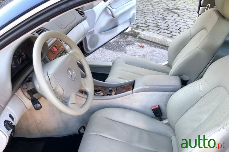 1999' Mercedes-Benz Clk-230 photo #2