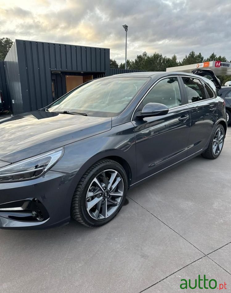 2021' Hyundai i30 photo #3