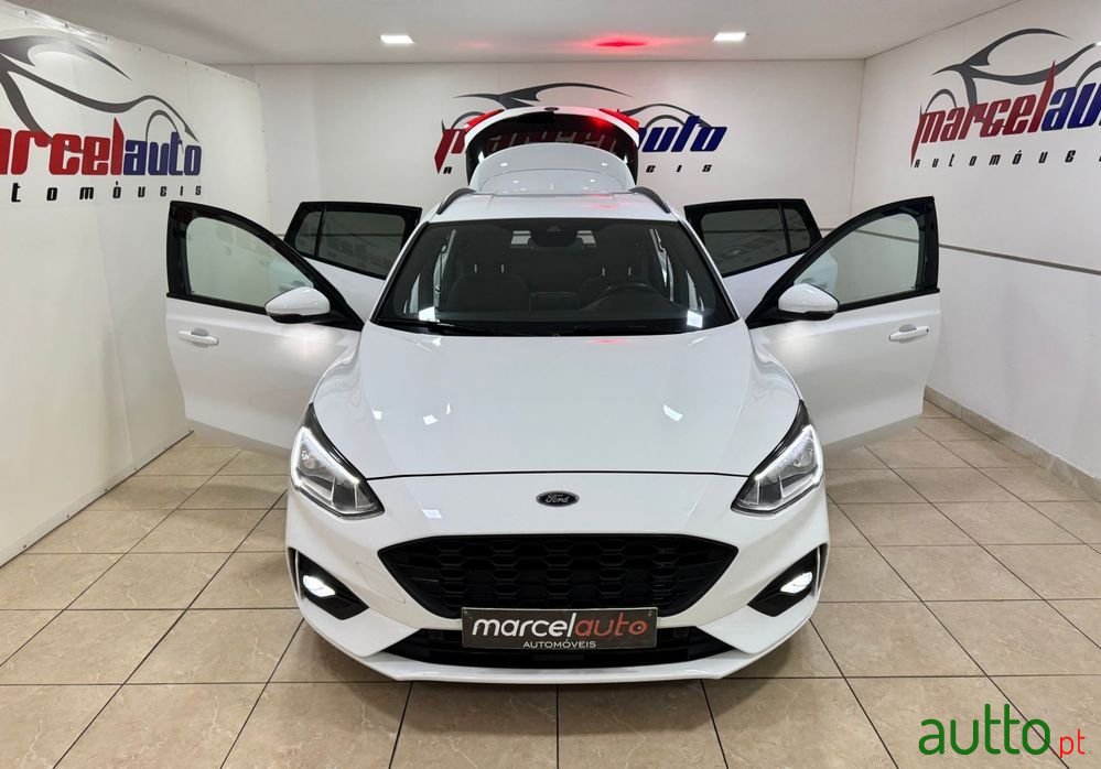2018' Ford Focus 1.0 Ecoboost St-Line photo #2