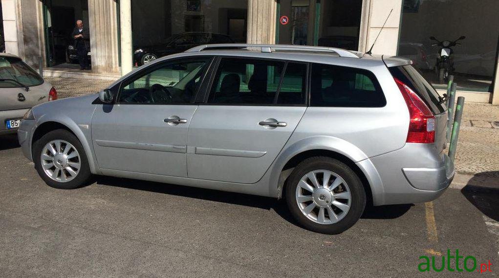 2007' Renault 1.5 dCi Dynamique photo #3