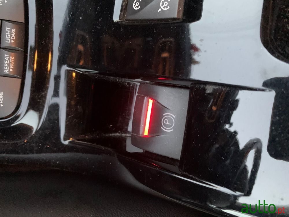 2013' Renault Megane Sport Tourer photo #5