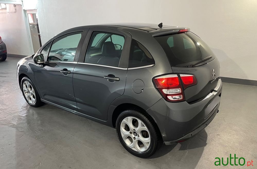 2016' Citroen C3 1.2 Vti Seduction photo #4