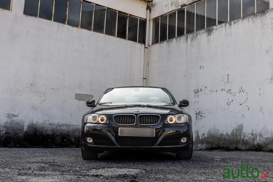 2008' BMW Série 3 photo #5