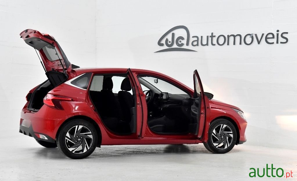 2023' Hyundai i20 photo #6