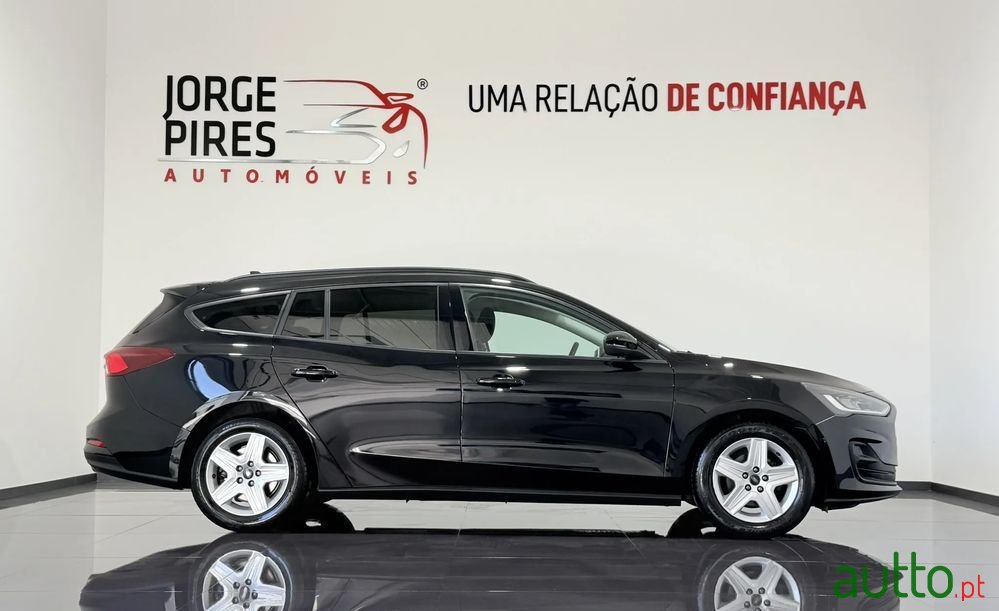 2023' Ford Focus Sw photo #3