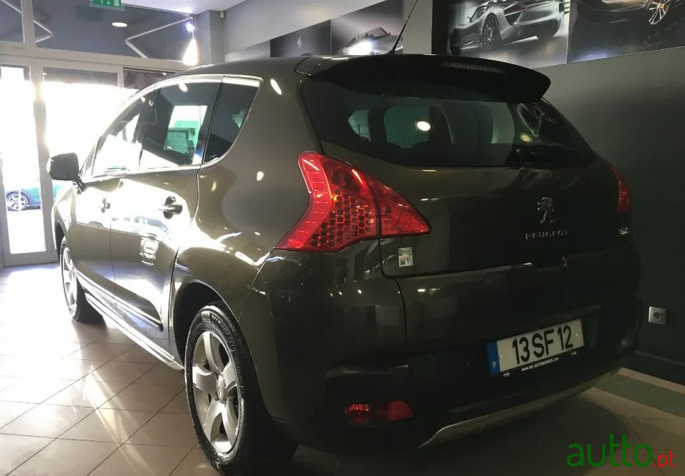 2012' Peugeot 3008 photo #4