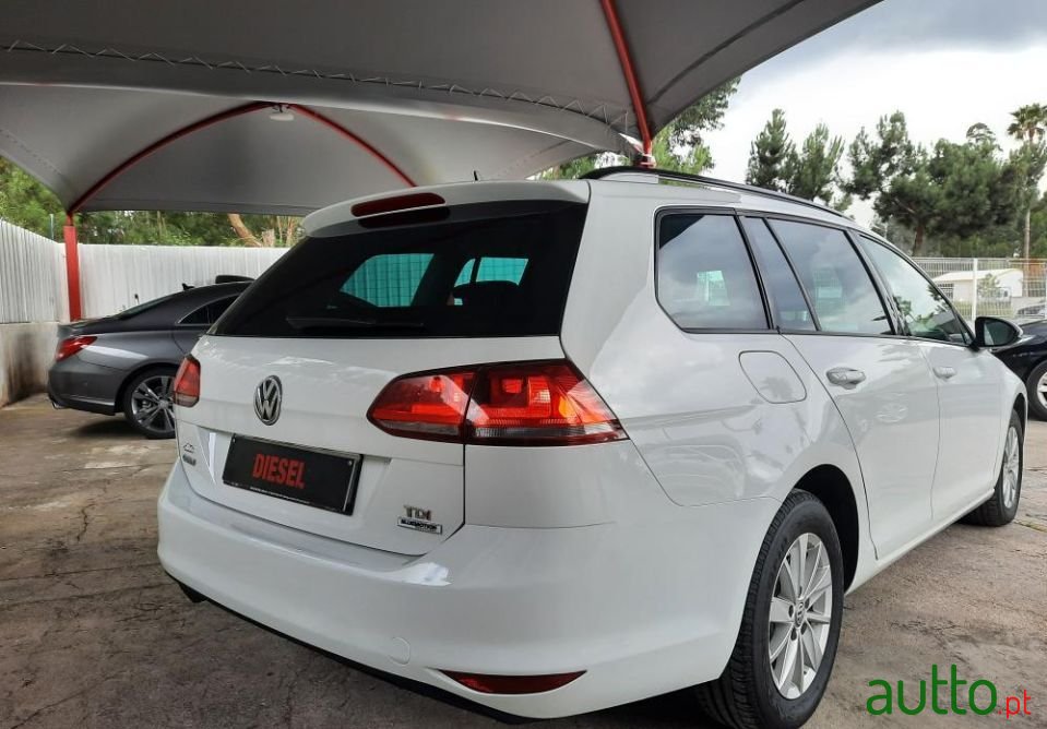 2017' Volkswagen Golf Variant photo #5