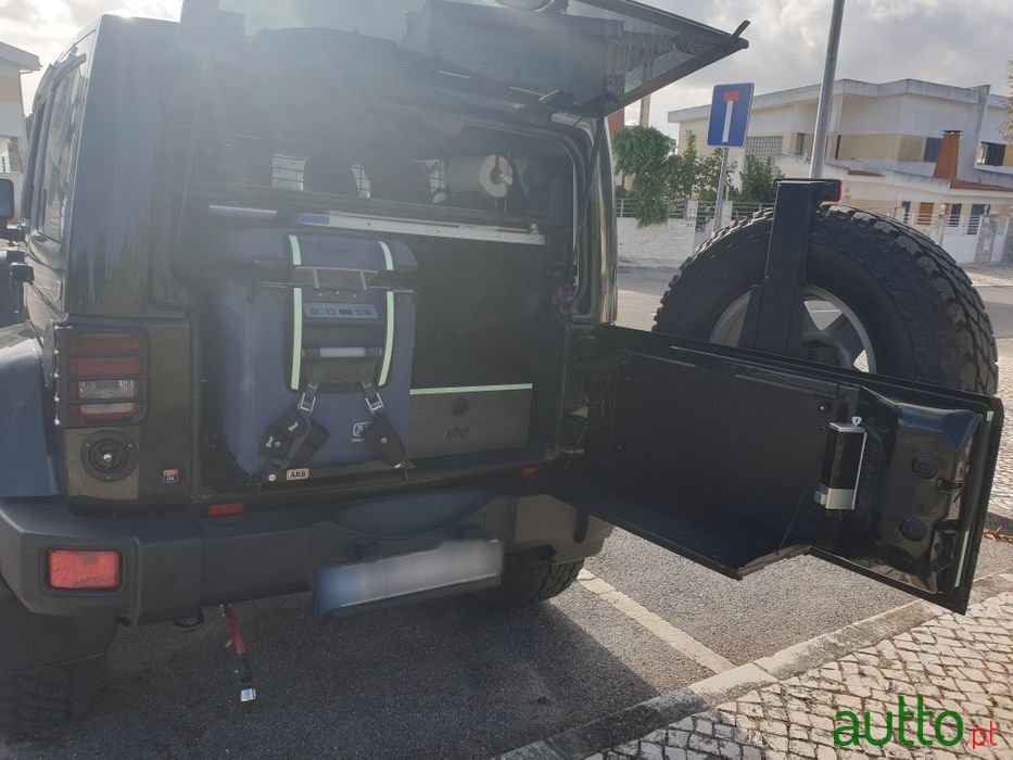 2011' Jeep Wrangler photo #6