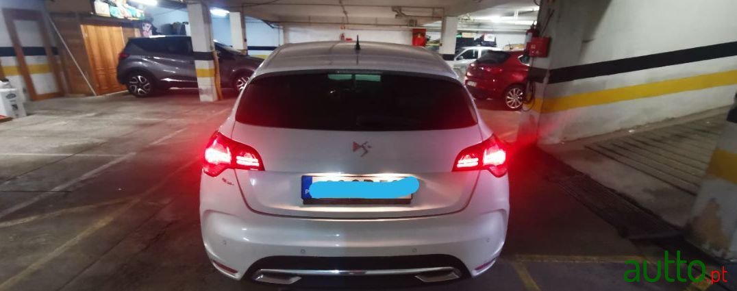 2014' Citroen DS4 photo #1