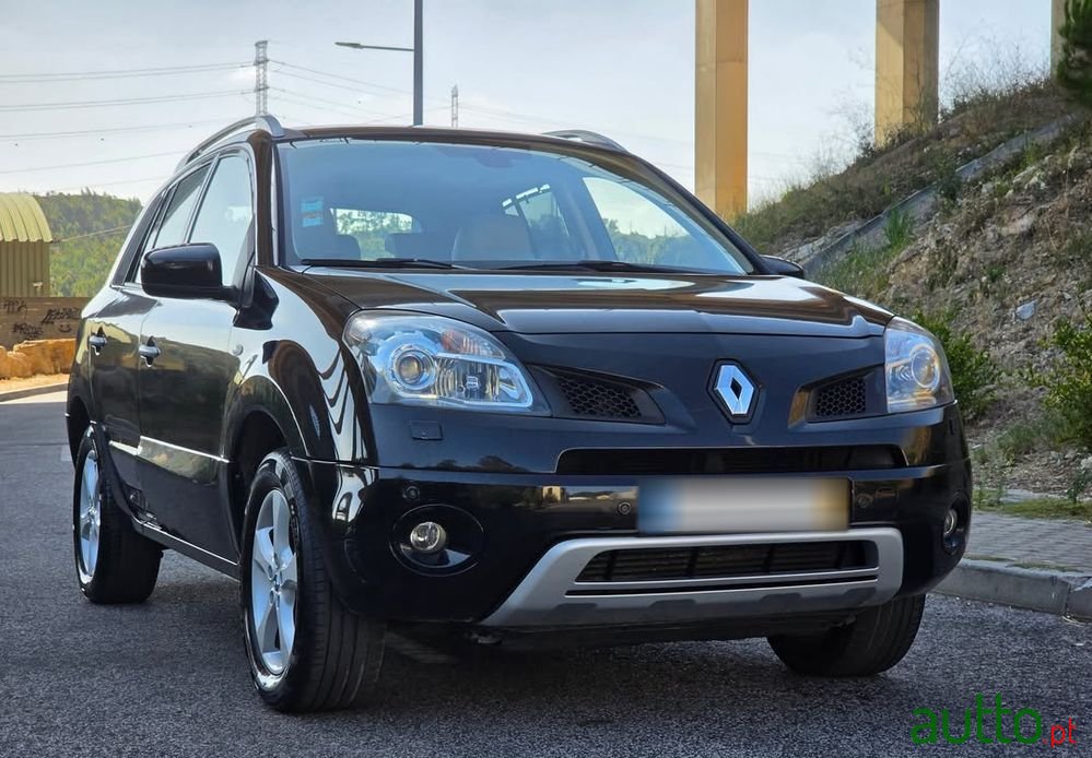 2008' Renault Koleos photo #3