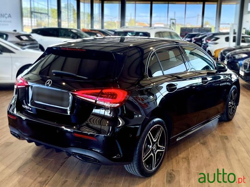 2021' Mercedes-Benz Classe A E Amg Line photo #2