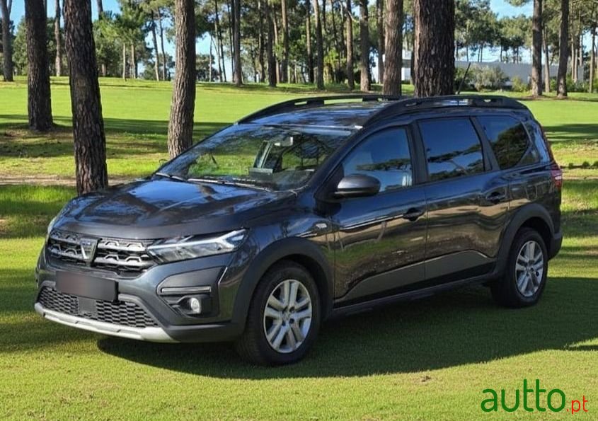 2022' Dacia Jogger photo #3