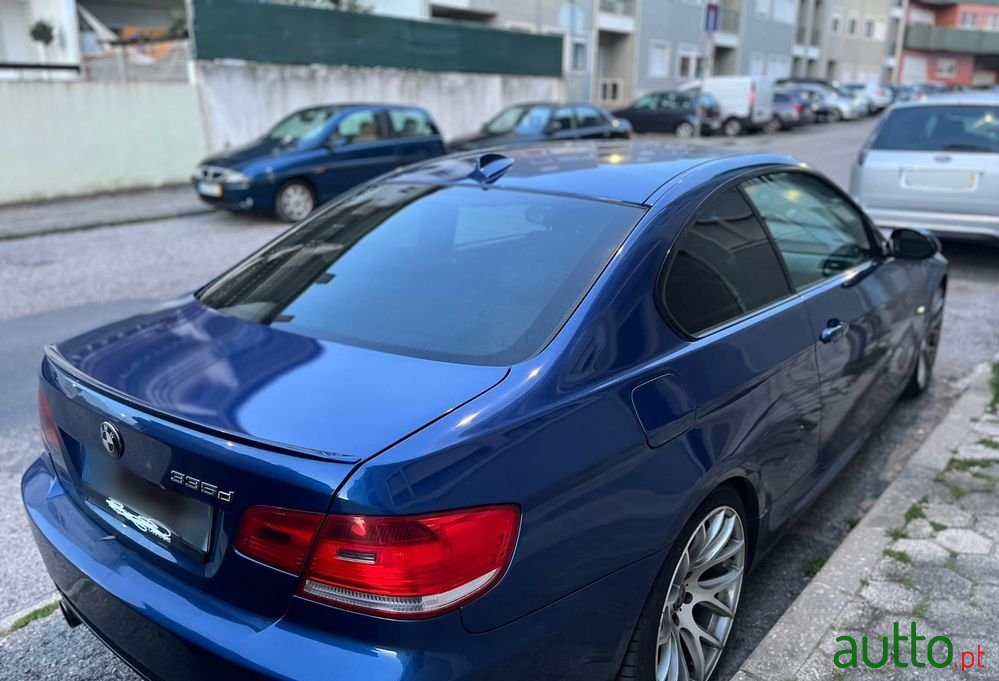 2008' BMW 335 D Auto photo #3