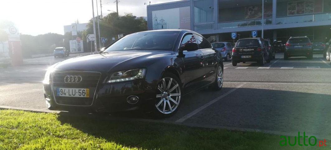2011' Audi A5 Sportback photo #2