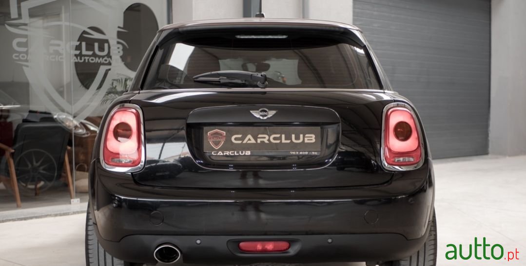 2016' MINI Cooper photo #6