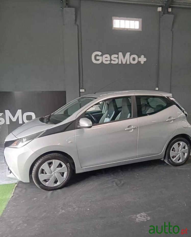 2018' Toyota Aygo 1.0 X-Play+Ac photo #1