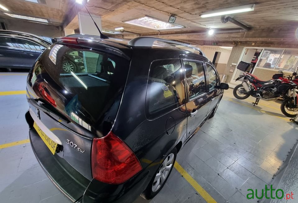 2008' Peugeot 307 Sw photo #6