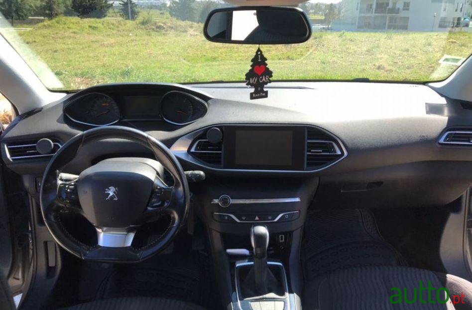 2016' Peugeot 308 Sw photo #2