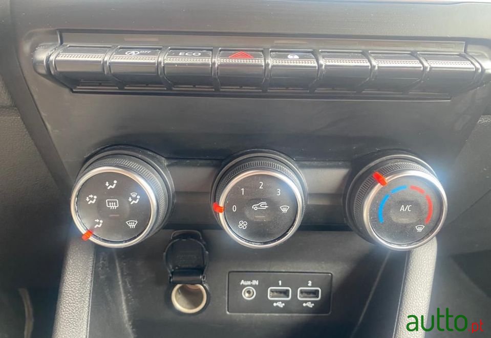 2019' Renault Clio photo #4