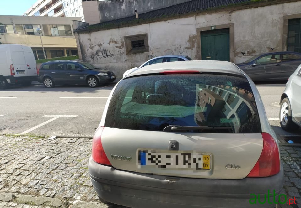 1999' Renault Clio photo #3