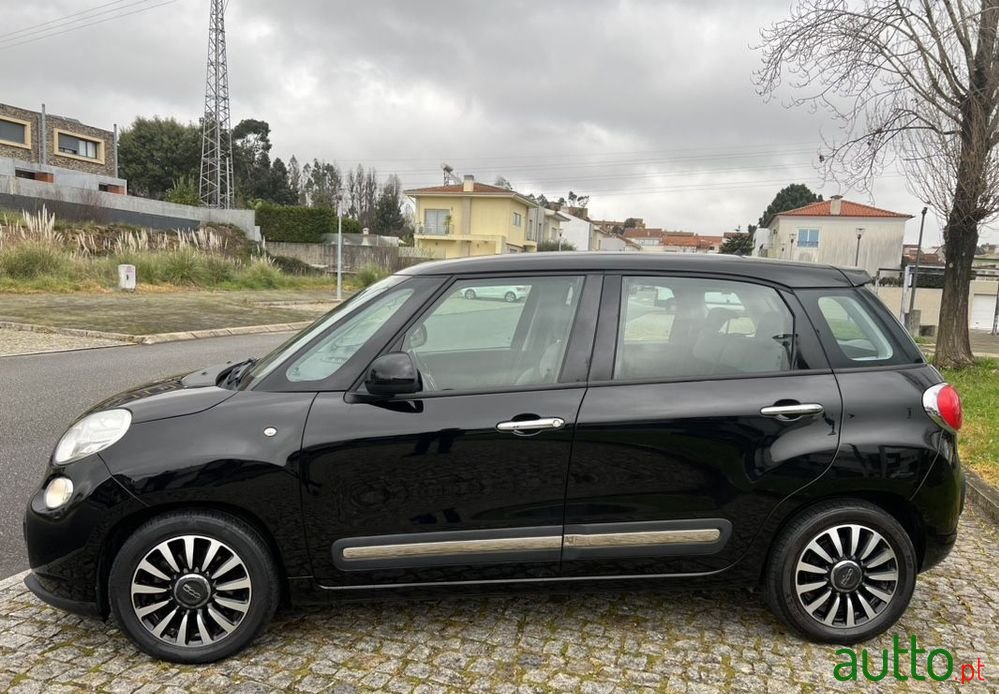 2016' Fiat 500L photo #4