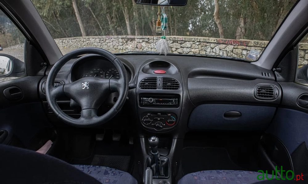 1999' Peugeot 206 photo #6