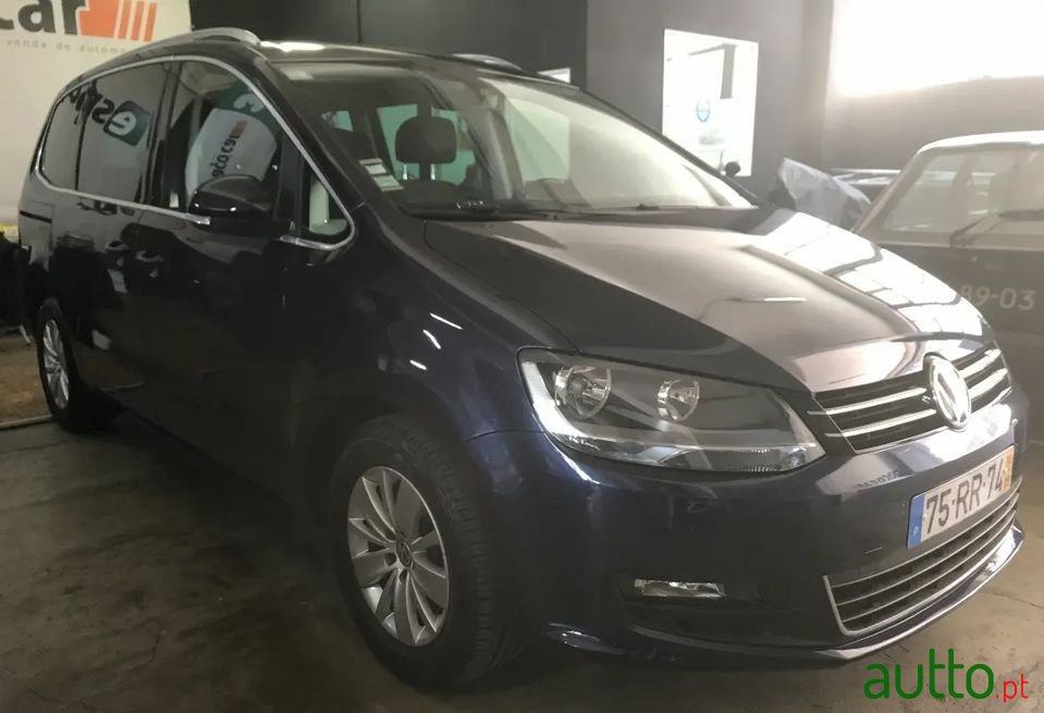 2016' Volkswagen Sharan photo #4