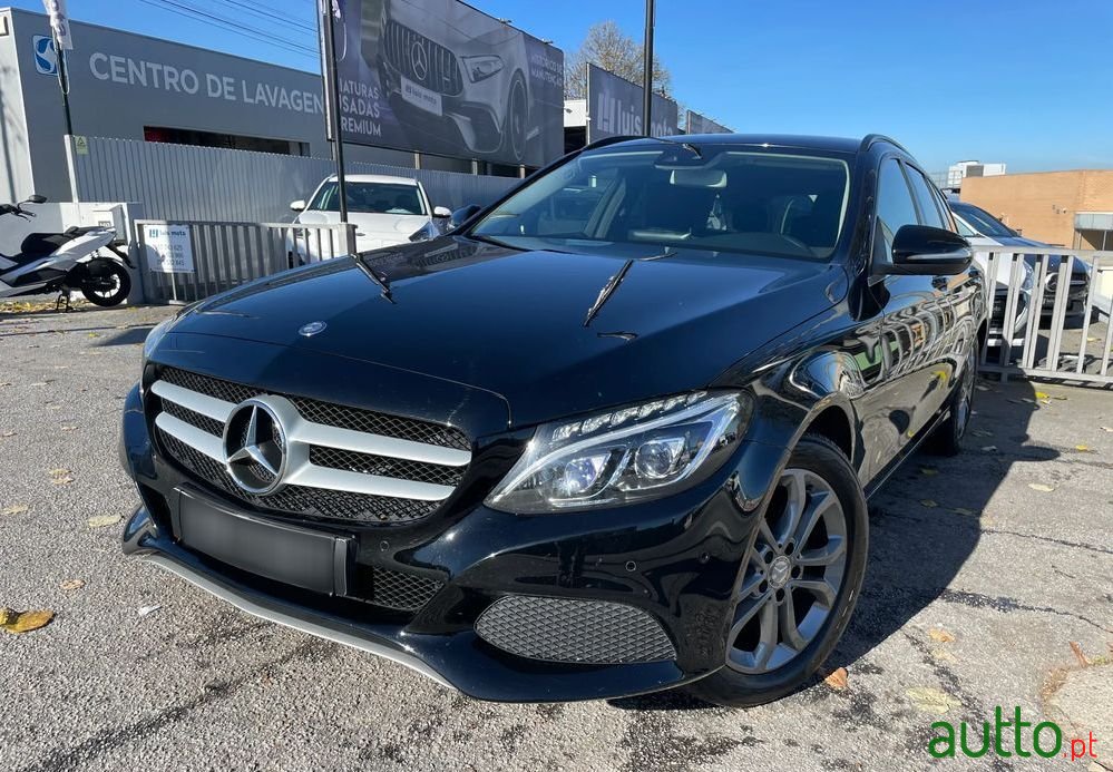 2015' Mercedes-Benz C 200 photo #1