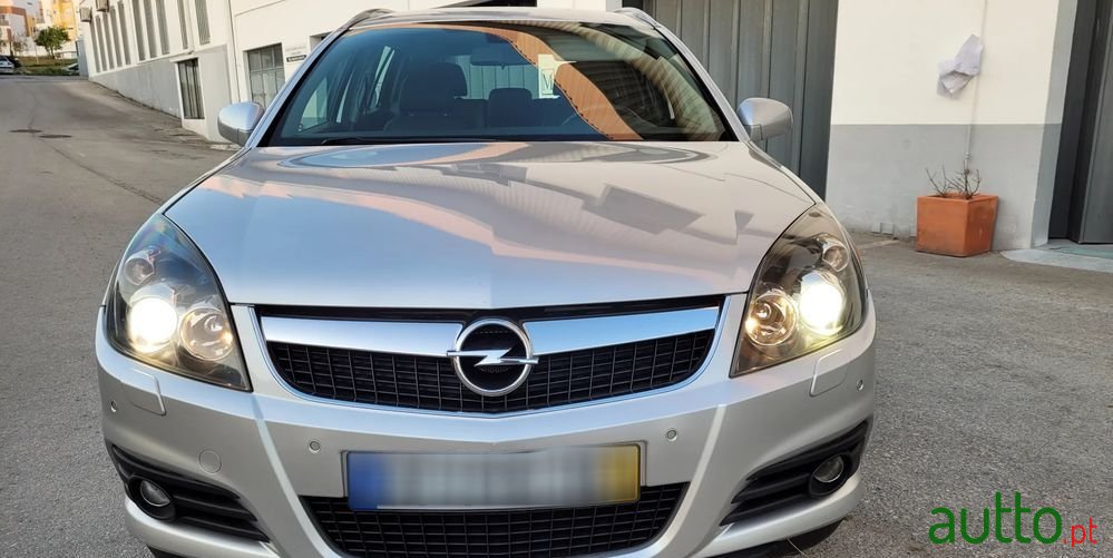 2008' Opel Vectra Caravan photo #5