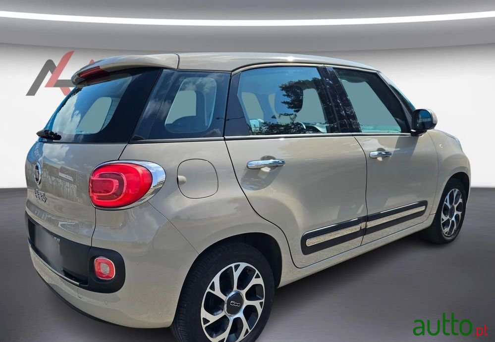 2016' Fiat 500L photo #5
