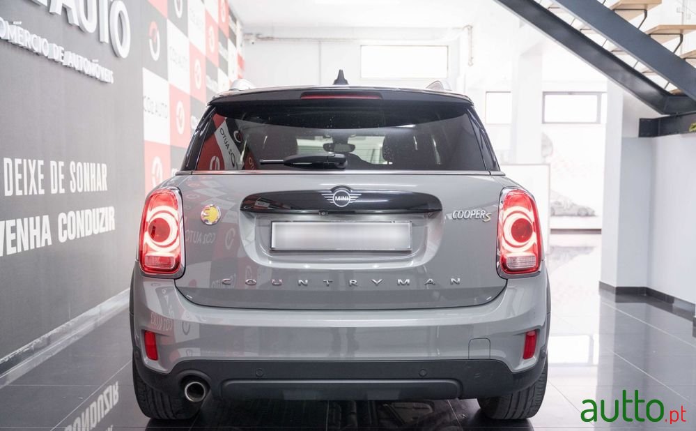 2020' MINI Countryman Cooper photo #5