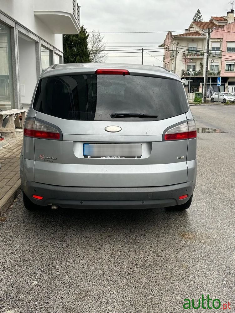 2008' Ford S-Max photo #1