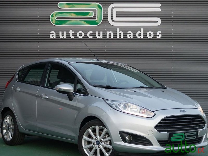 2016' Ford Fiesta photo #1