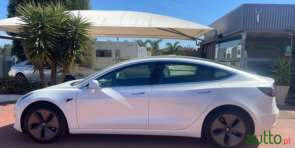 2020' Tesla Model 3 Standard Rwd Plus photo #4