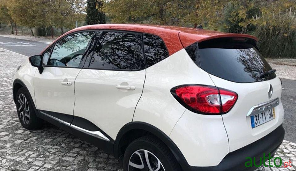 2016' Renault Captur photo #1