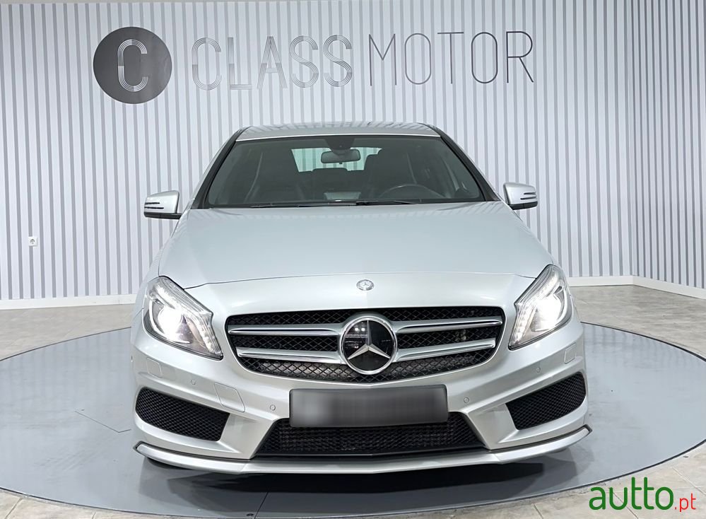 2015' Mercedes-Benz Classe A photo #2