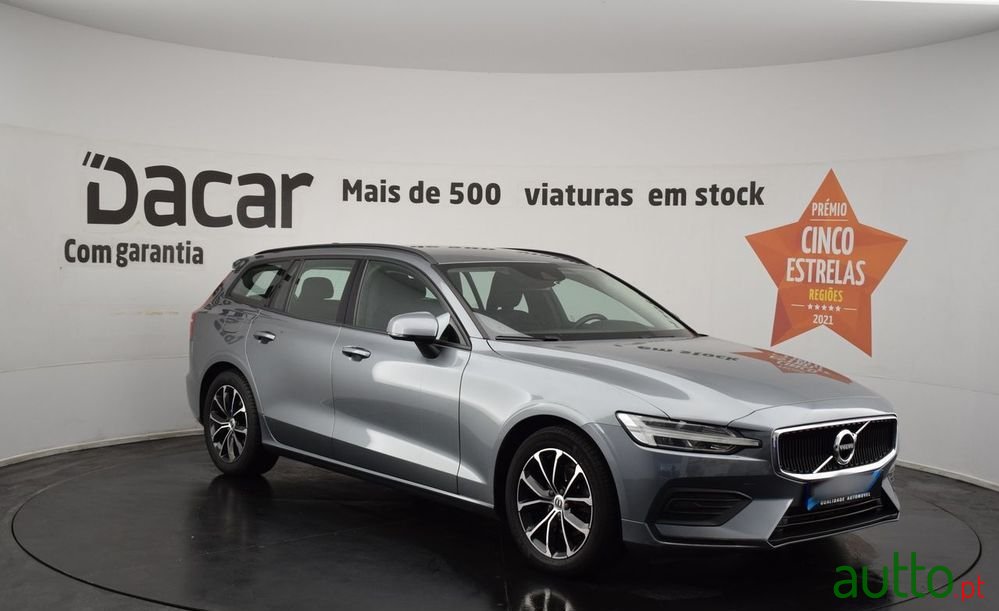 2019' Volvo V60 photo #1