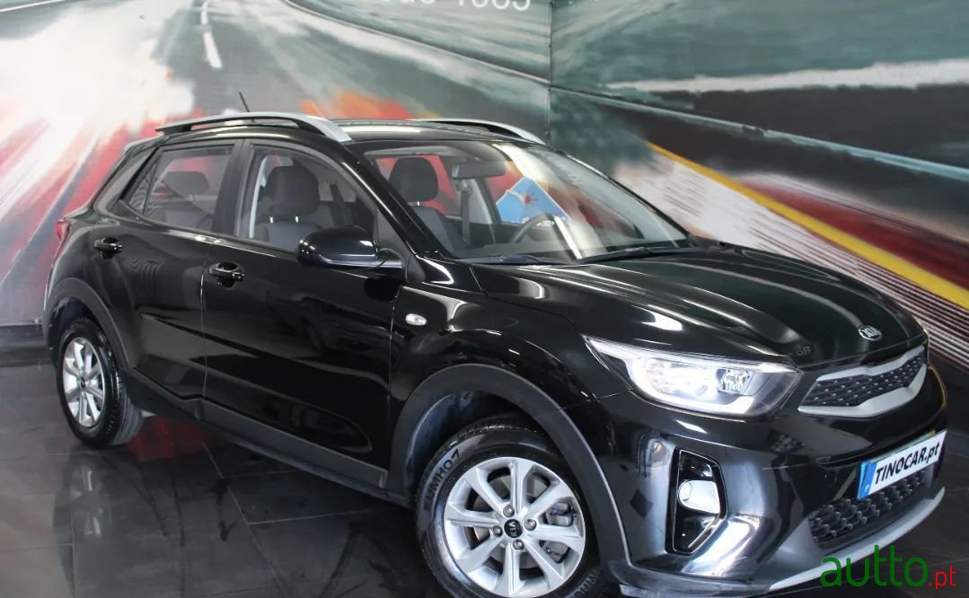 2018' Kia Stonic photo #2