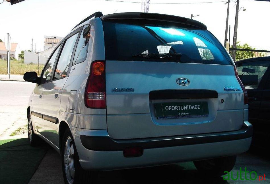 2002' Hyundai Matrix Crdi photo #2