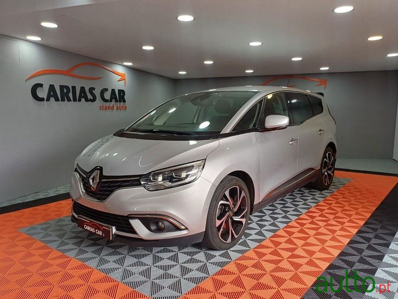 2019' Renault Grand Scenic photo #1